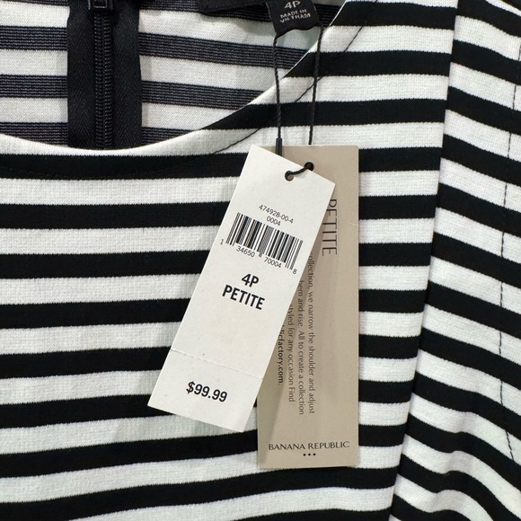 BNWT Banana Republic Black and White Striped Sleeveless dress size 4P $100 - Picture 4 of 8